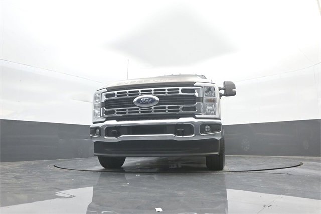 Certified 2023 Ford F350 XLT image 28