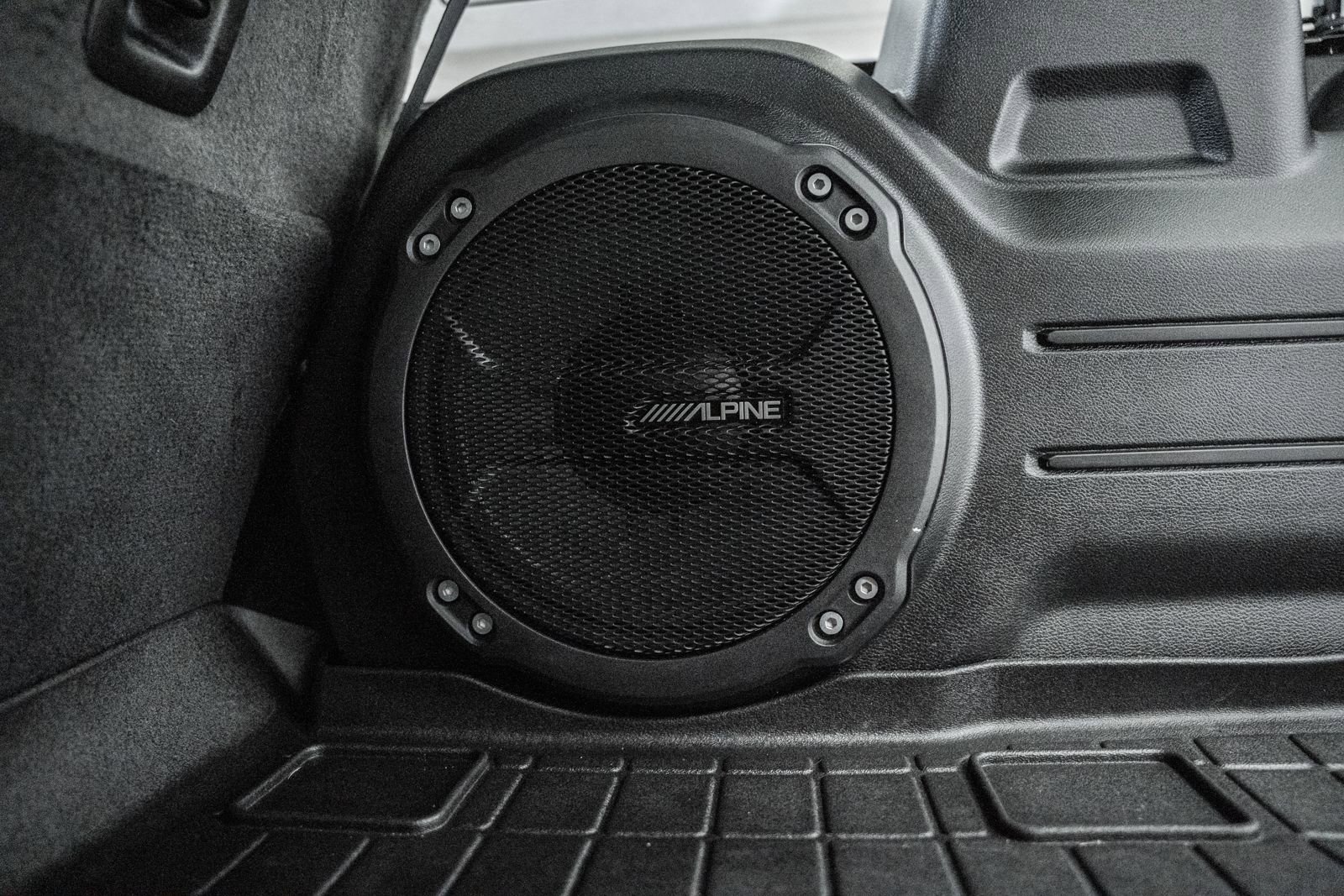 Used 2021 Jeep Wrangler Unlimited Sahara w/ Uconnect 4C Nav & Sound Group AWD/4WD image 9