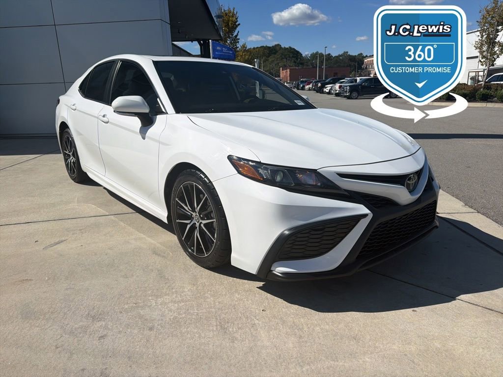 Used 2023 Toyota Camry SE w/ Convenience Package
