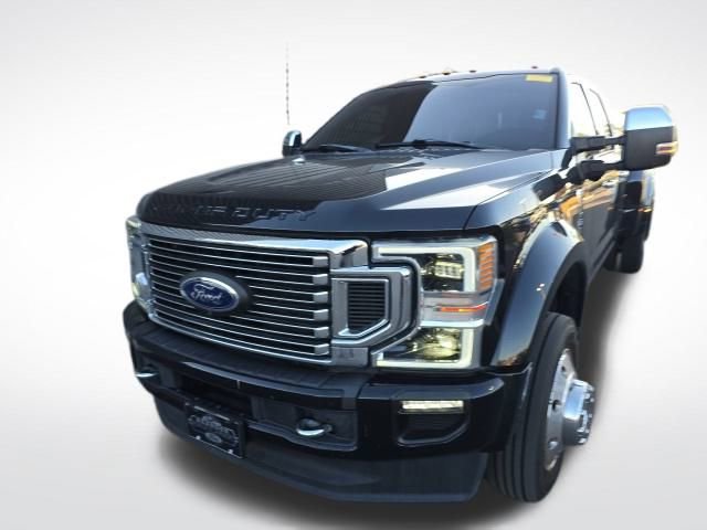 Certified 2020 Ford F450 Platinum w/ FX4 Off-Road Package image 4