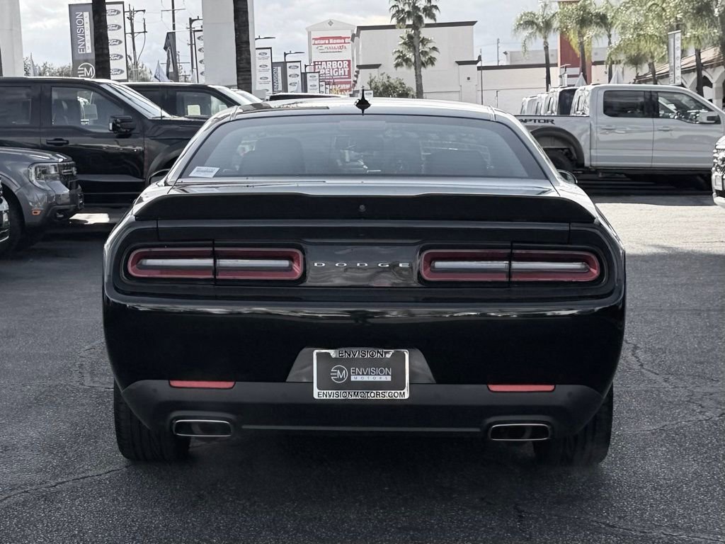 Used 2023 Dodge Challenger GT w/ Plus Package image 7