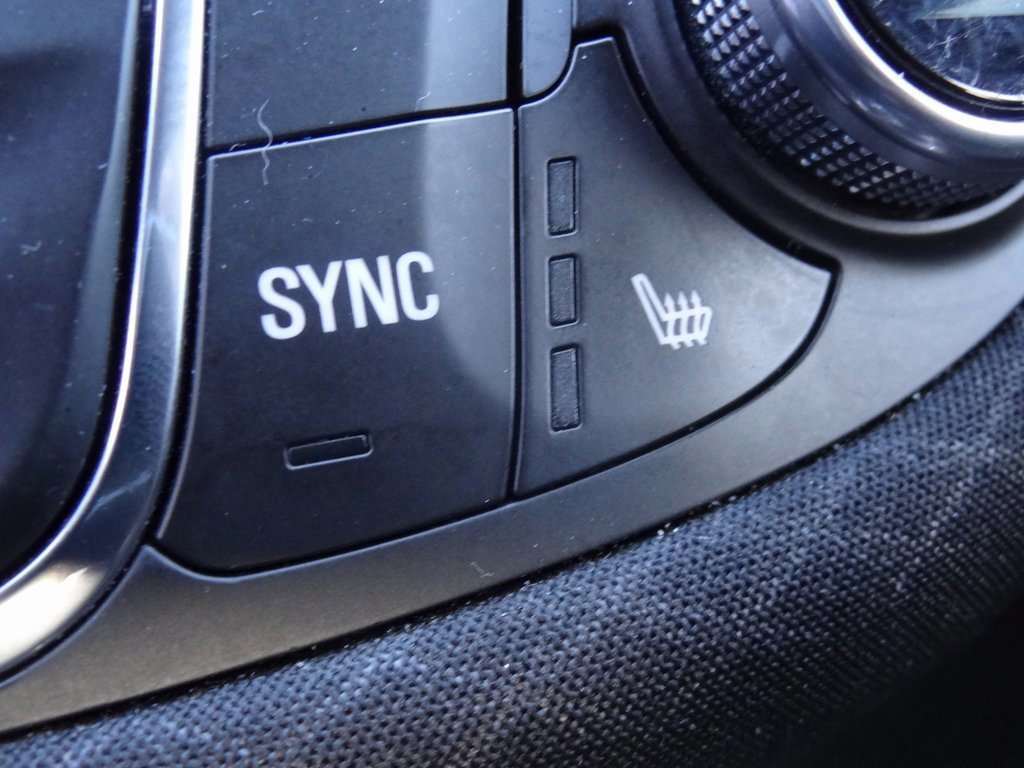 Used 2024 Chevrolet Malibu LT image 15