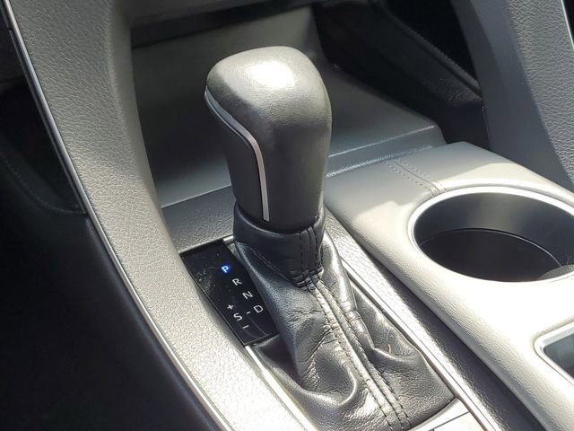 Used 2019 Toyota Avalon Limited w/ All Weather Liner Package FWD image 21