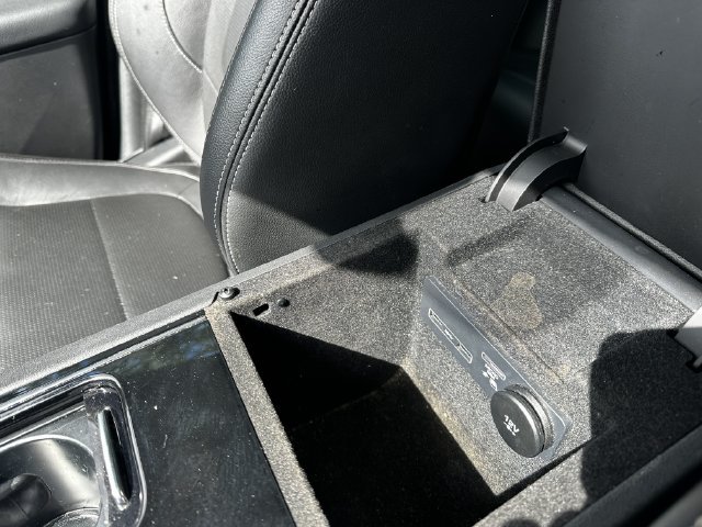 Used 2019 Jaguar F-PACE S AWD/4WD image 26