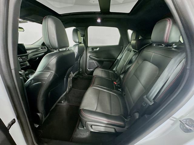 Certified 2023 Ford Escape ST-Line w/ Tech Pack #1 image 33