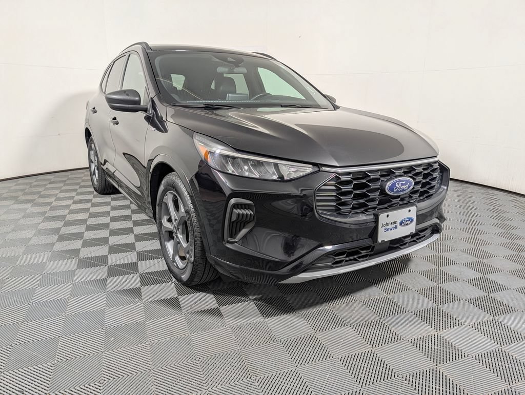 Certified 2023 Ford Escape ST-Line