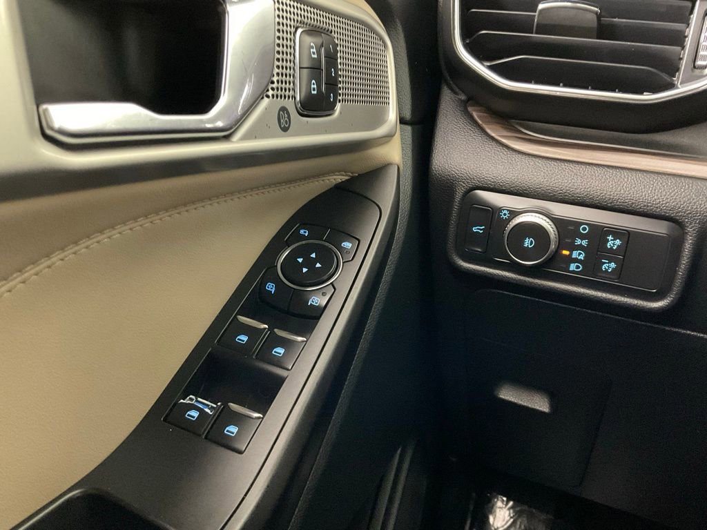 Certified 2020 Ford Explorer Limited image 21