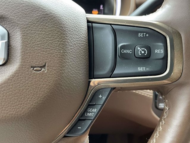 Used 2024 RAM 2500 Limited w/ Towing Technology Group AWD/4WD image 24