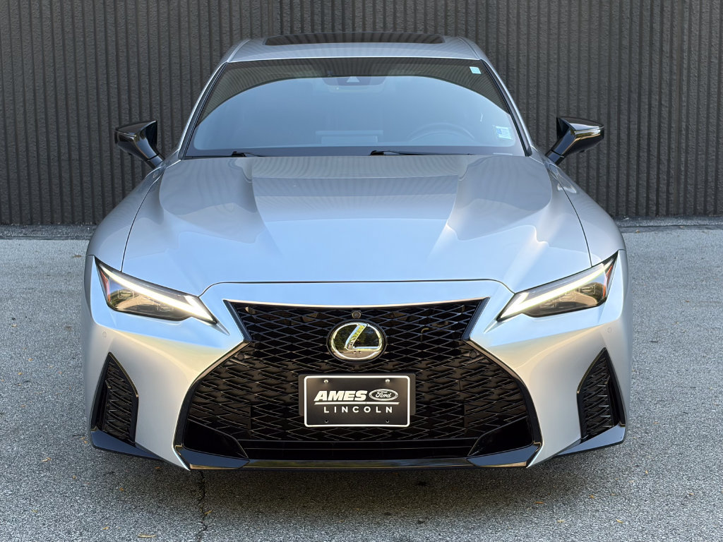 Used 2024 Lexus IS 500 RWD image 3