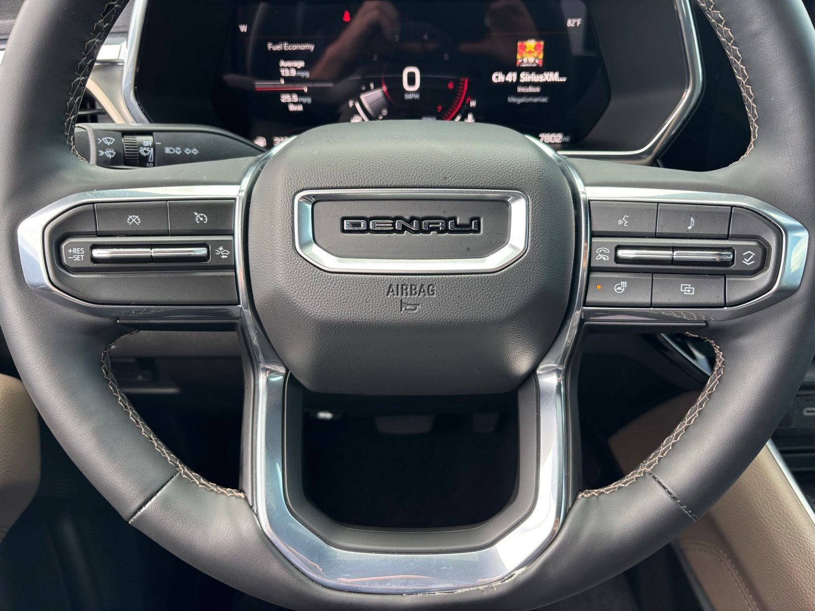 Used 2026 GMC Canyon Denali AWD/4WD image 26