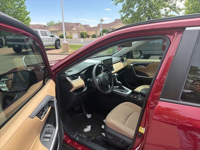 Used 2020 Toyota RAV4 XLE w/ Convenience Package AWD/4WD image 14