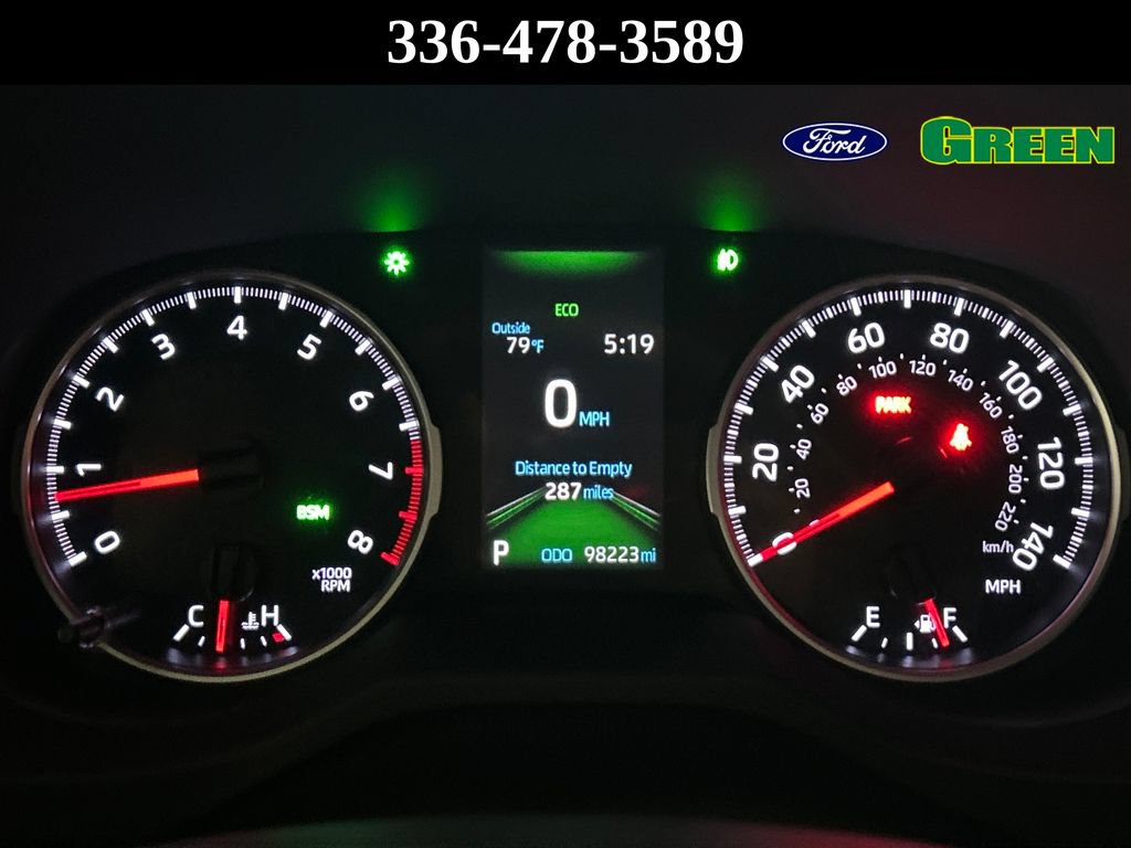 Used 2021 Toyota RAV4 XLE FWD image 11