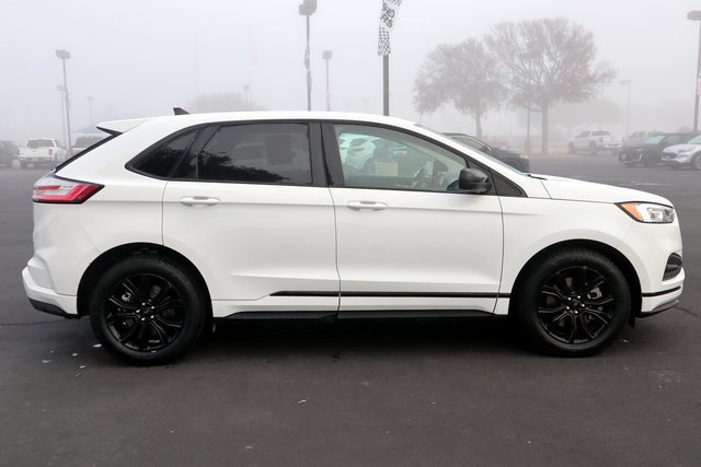 Certified 2022 Ford Edge SE w/ Black Appearance Package image 10