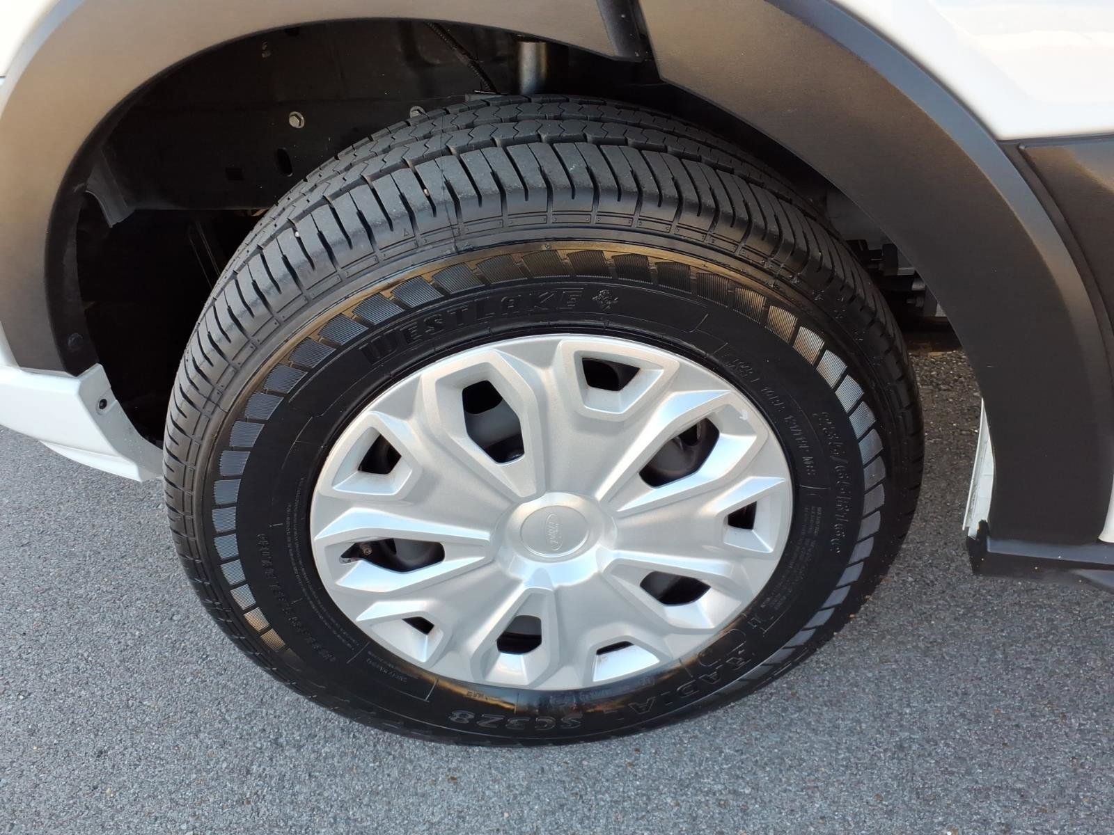 Certified 2023 Ford Transit 350 XLT image 9