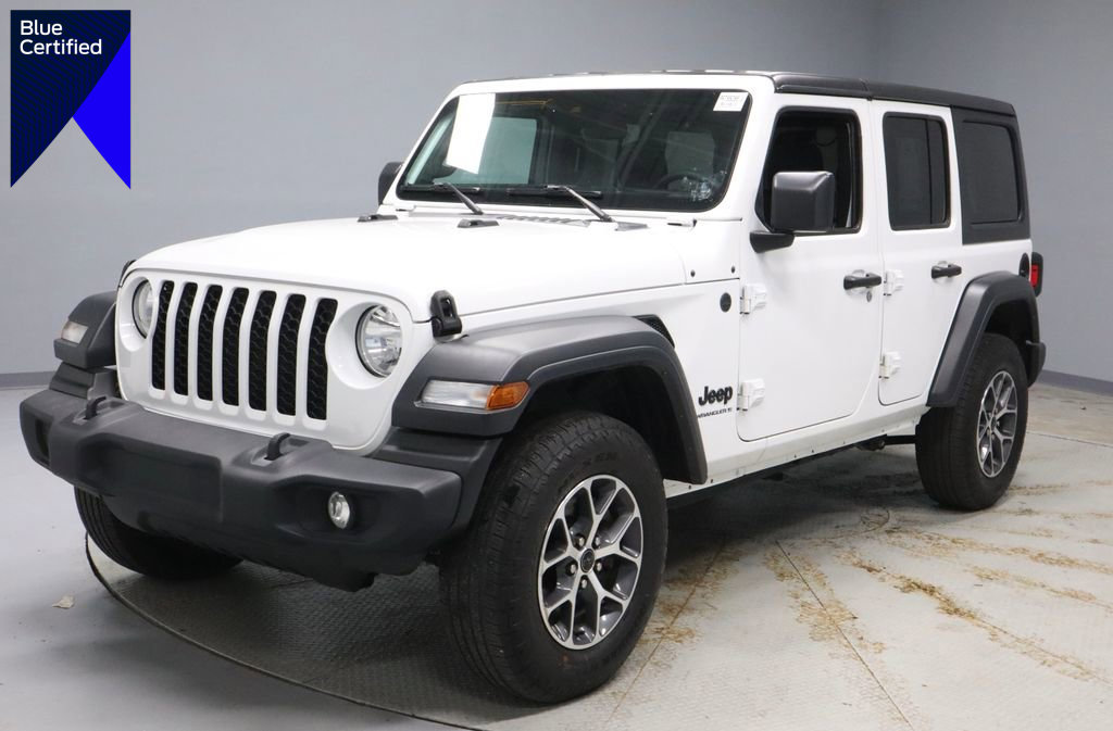 Used 2024 Jeep Wrangler Sport S image 1