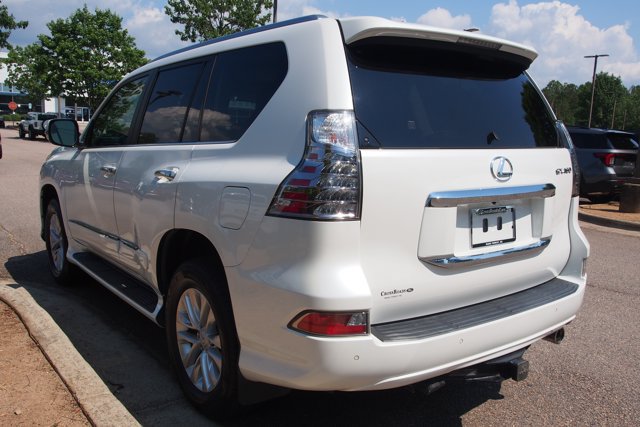 Used 2018 Lexus GX 460 Premium w/ Premium Package AWD/4WD image 5