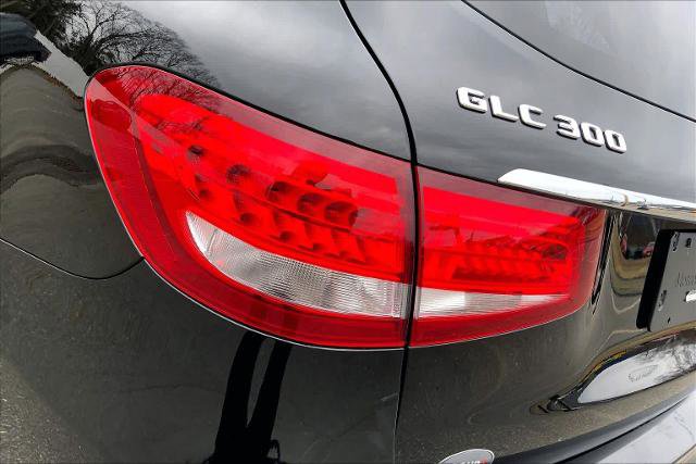 Used 2019 Mercedes-Benz GLC 300 4MATIC image 26