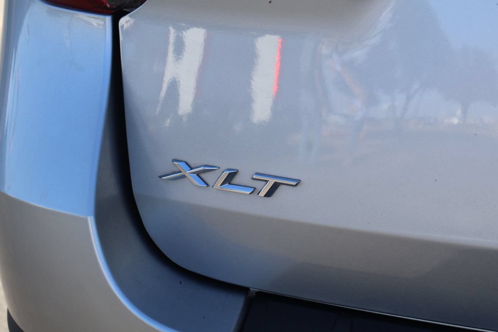 Certified 2024 Ford Explorer XLT RWD image 16