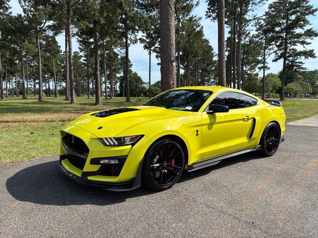 Certified 2021 Ford Mustang Shelby GT500 w/ Technology Package RWD image 6