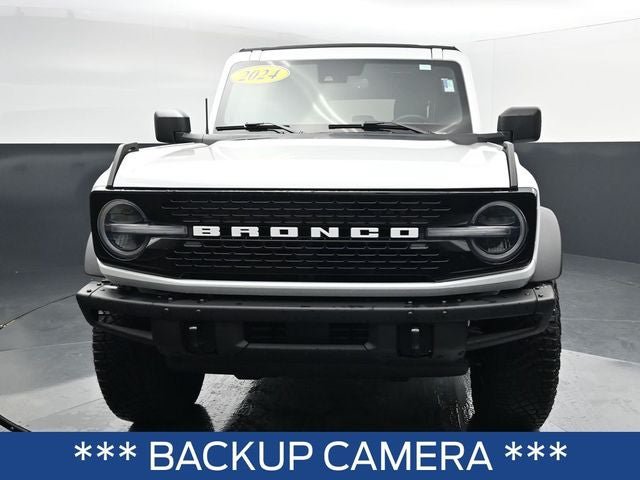Certified 2024 Ford Bronco Wildtrak AWD/4WD image 3
