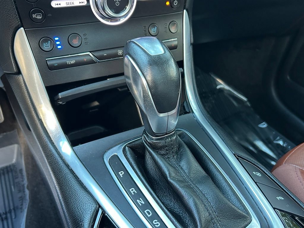 Certified 2018 Ford Edge Titanium w/ Equipment Group 302A AWD/4WD image 16