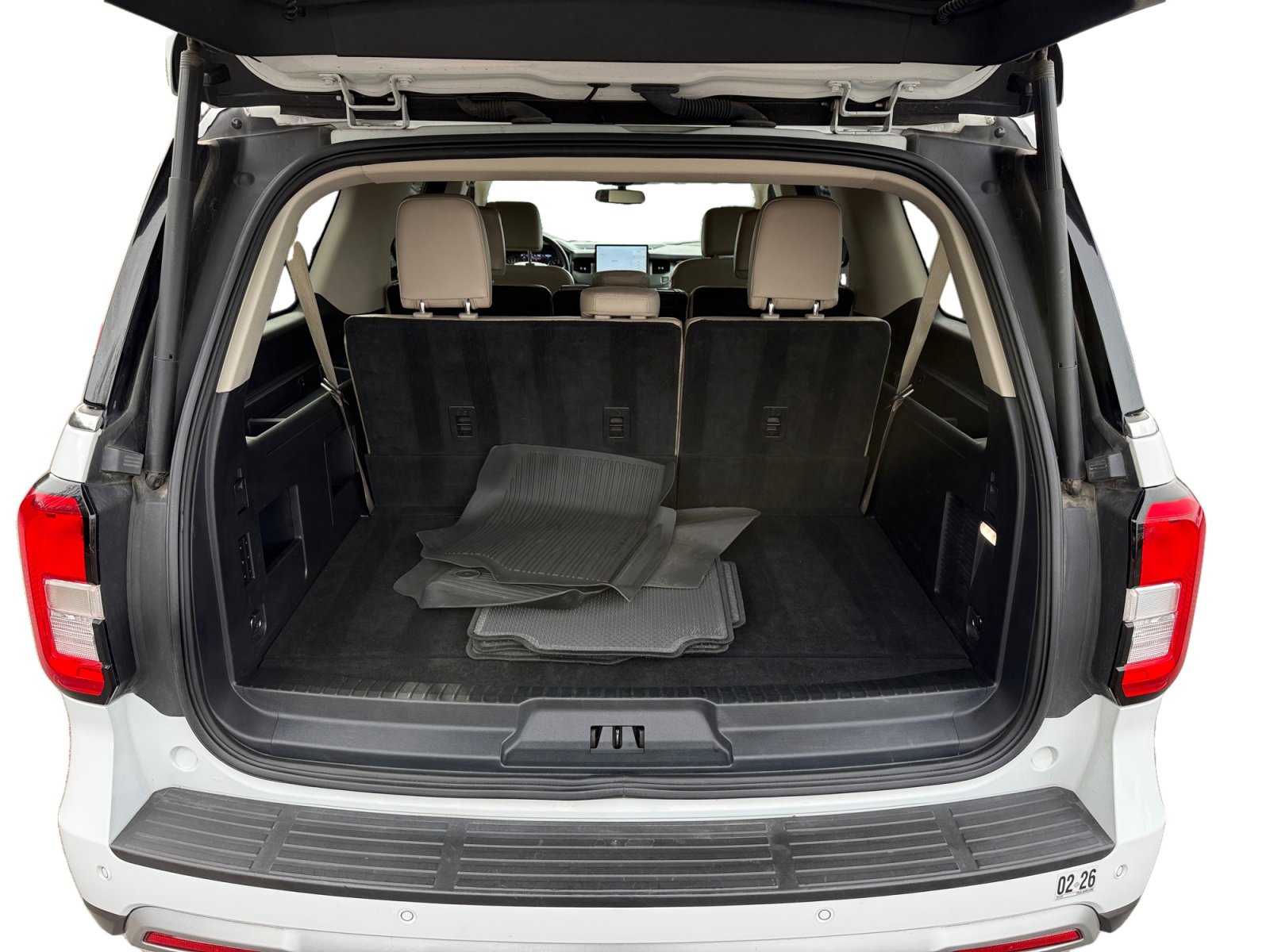 Certified 2024 Ford Expedition Max XLT image 17