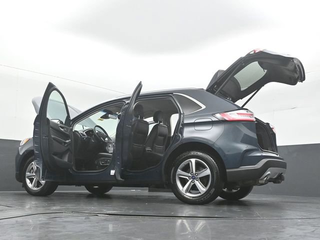 Certified 2019 Ford Edge Titanium w/ Cold Weather Package AWD/4WD image 53