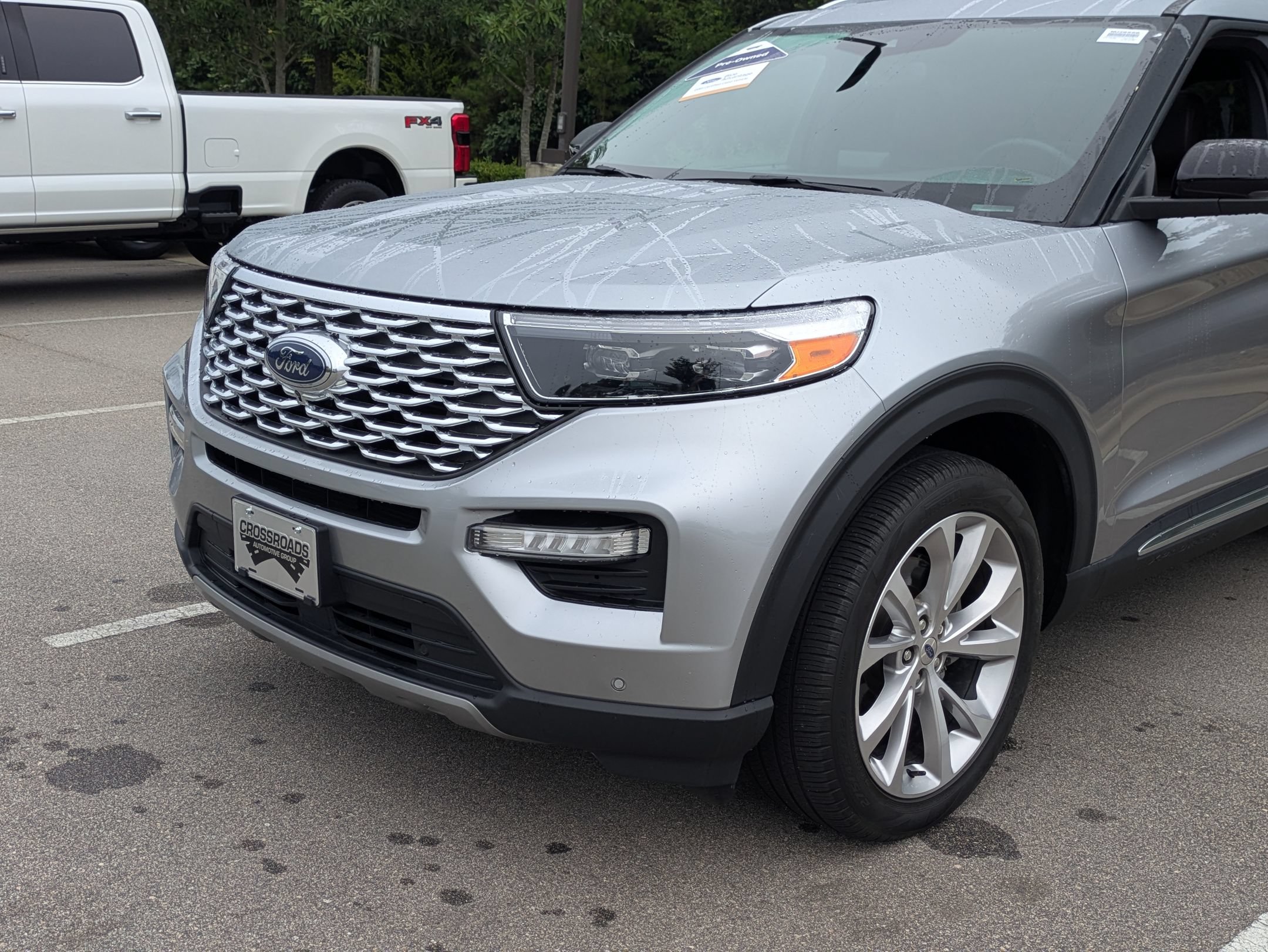 Certified 2023 Ford Explorer Platinum w/ Technology Package AWD/4WD image 10