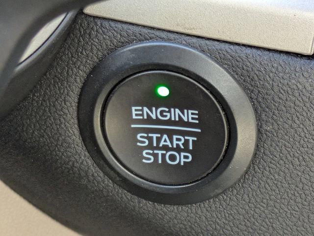 Certified 2020 Ford Escape SE image 28