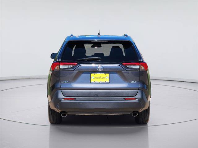 Used 2021 Toyota RAV4 XLE FWD image 5