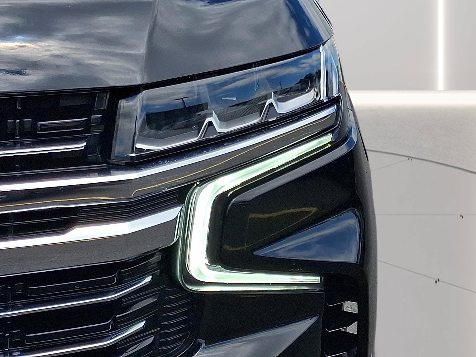 Used 2024 Chevrolet Tahoe LT AWD/4WD image 27