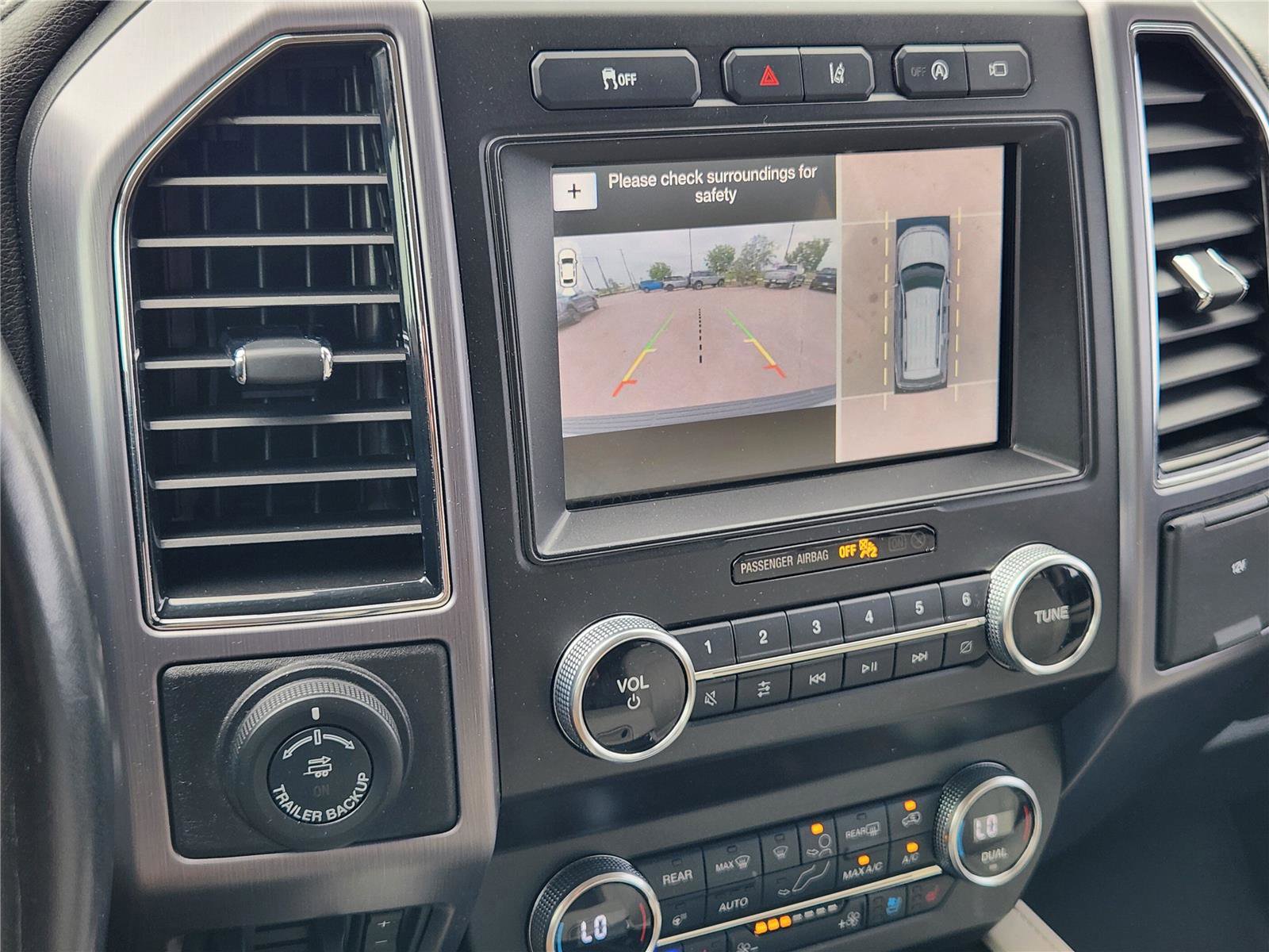 Certified 2019 Ford Expedition Platinum RWD image 17