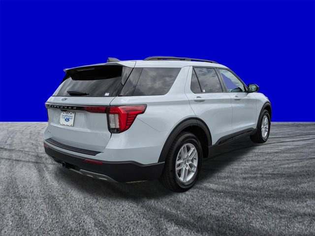 Certified 2026 Ford Explorer Active w/ Active Comfort Package RWD image 4