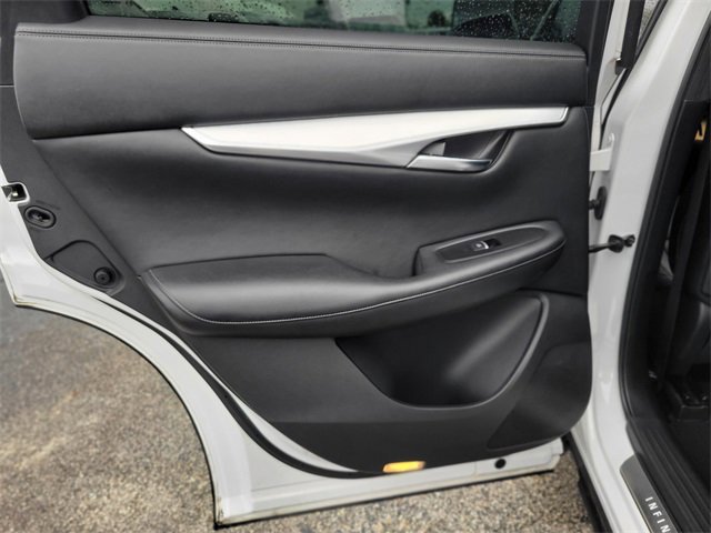 Used 2020 INFINITI QX50 Luxe w/ Navigation Package image 14