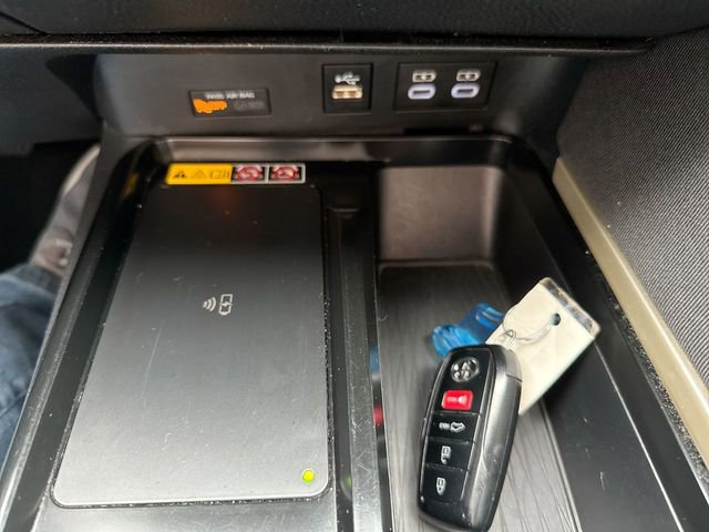 Used 2025 Toyota Camry LE image 21