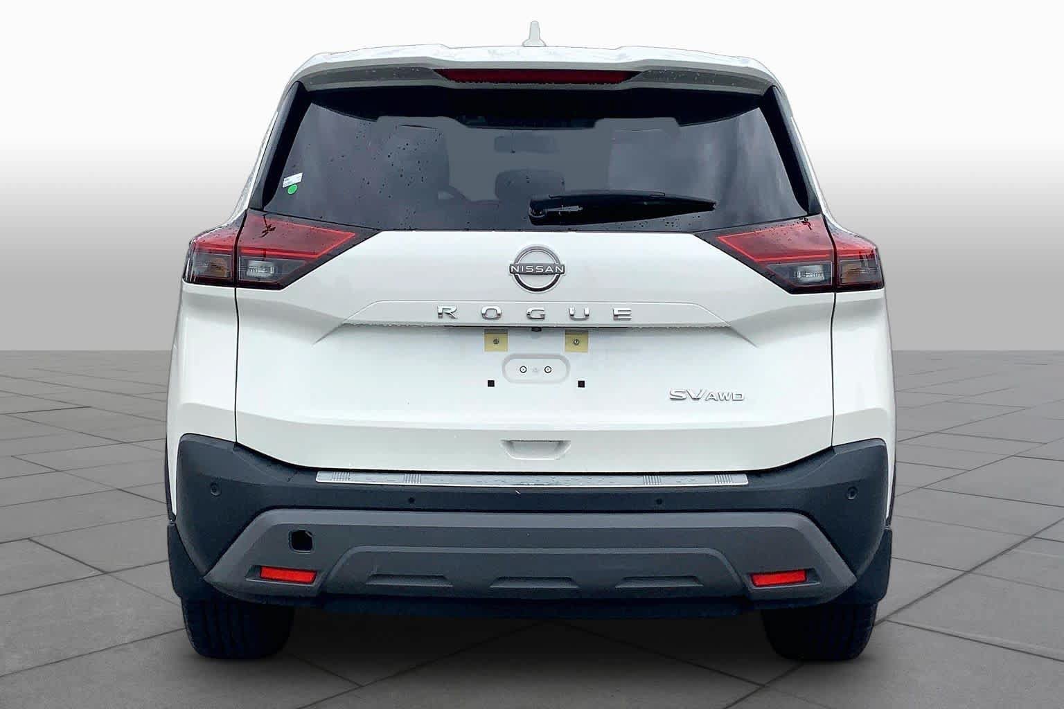 Used 2023 Nissan Rogue SV AWD/4WD image 5