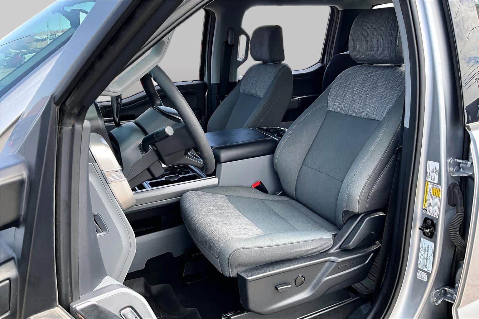 Certified 2024 Ford F250 XLT w/ XLT Premium Package AWD/4WD image 7