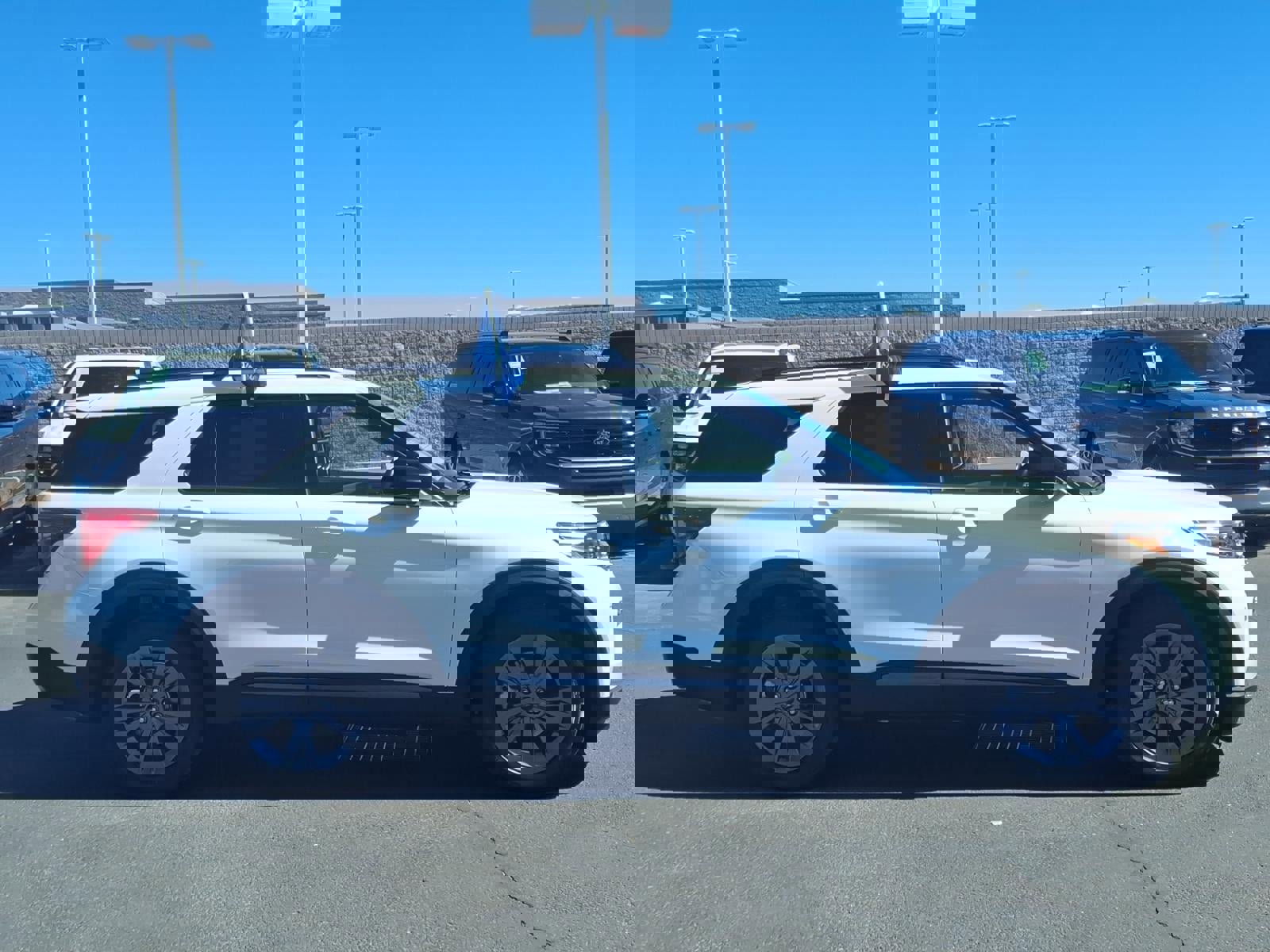 Certified 2023 Ford Explorer XLT w/ Equipment Group 202A image 6