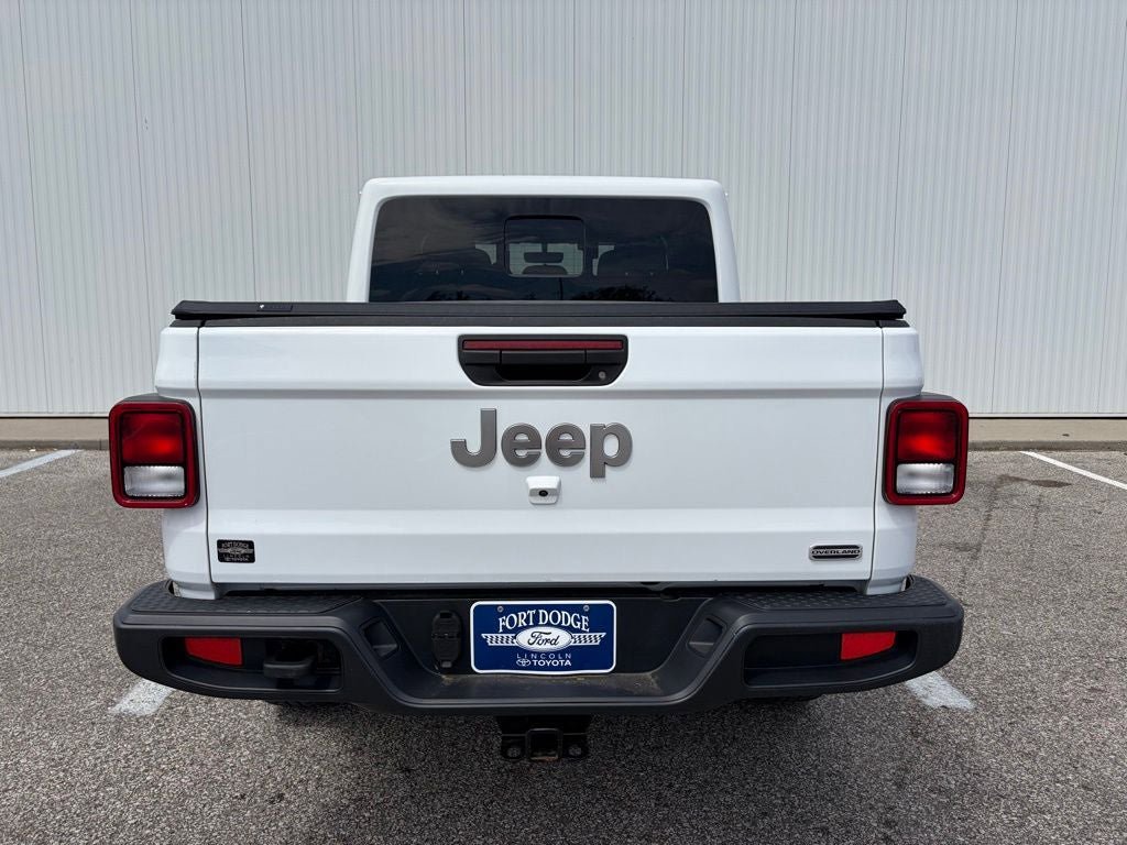 Used 2022 Jeep Gladiator Overland w/ Cold Weather Group AWD/4WD image 5