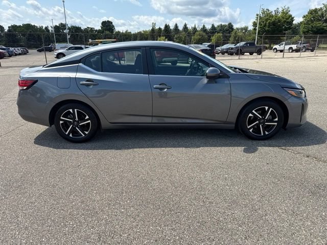 Used 2024 Nissan Sentra SV FWD image 7