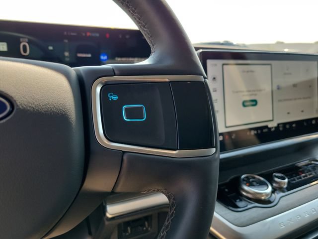 Certified 2026 Ford Expedition Platinum AWD/4WD image 17