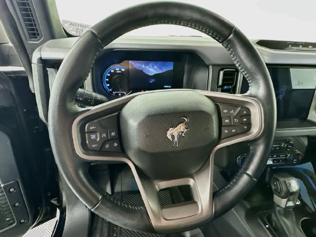 Certified 2024 Ford Bronco Black Diamond AWD/4WD image 17