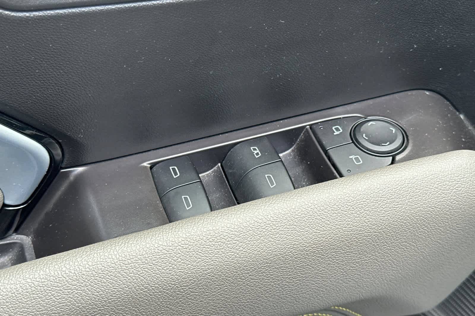 Used 2024 Chevrolet Colorado ZR2 AWD/4WD image 14