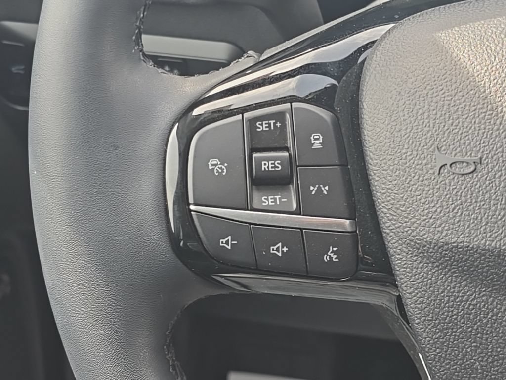 Certified 2023 Ford Escape Platinum w/ Premium Technology Package AWD/4WD image 26
