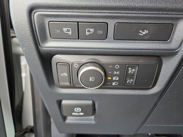 Certified 2022 Ford F150 XLT w/ Equipment Group 302A High image 32