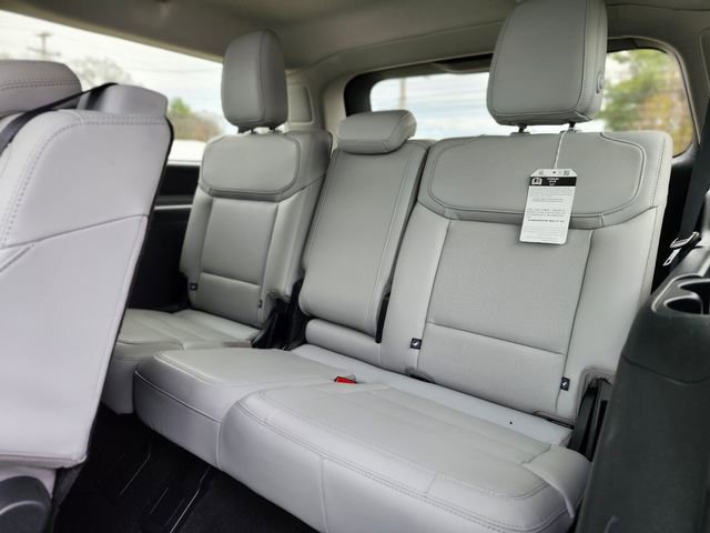 Certified 2025 Ford Expedition Max Platinum AWD/4WD image 18
