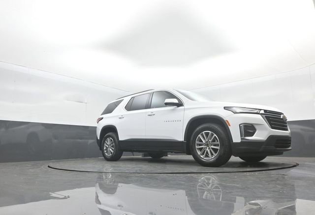 Used 2023 Chevrolet Traverse LT w/ LPO, Floor Liner Package image 33