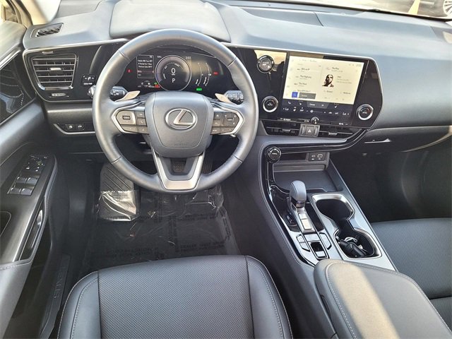 Used 2025 Lexus NX 350 AWD image 9