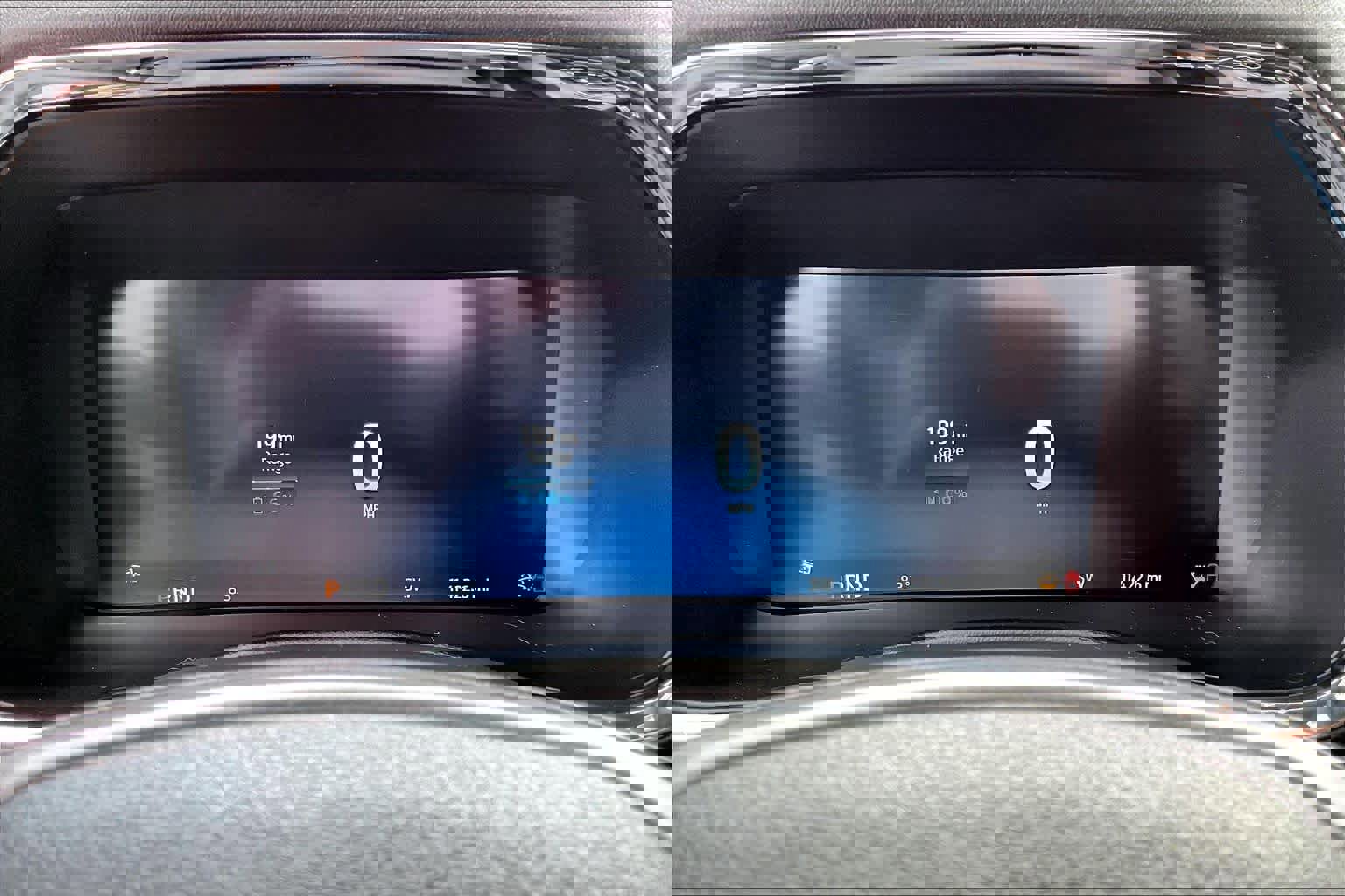 Certified 2022 Ford F150 Lightning XLT w/ Max Trailer Tow Package image 27