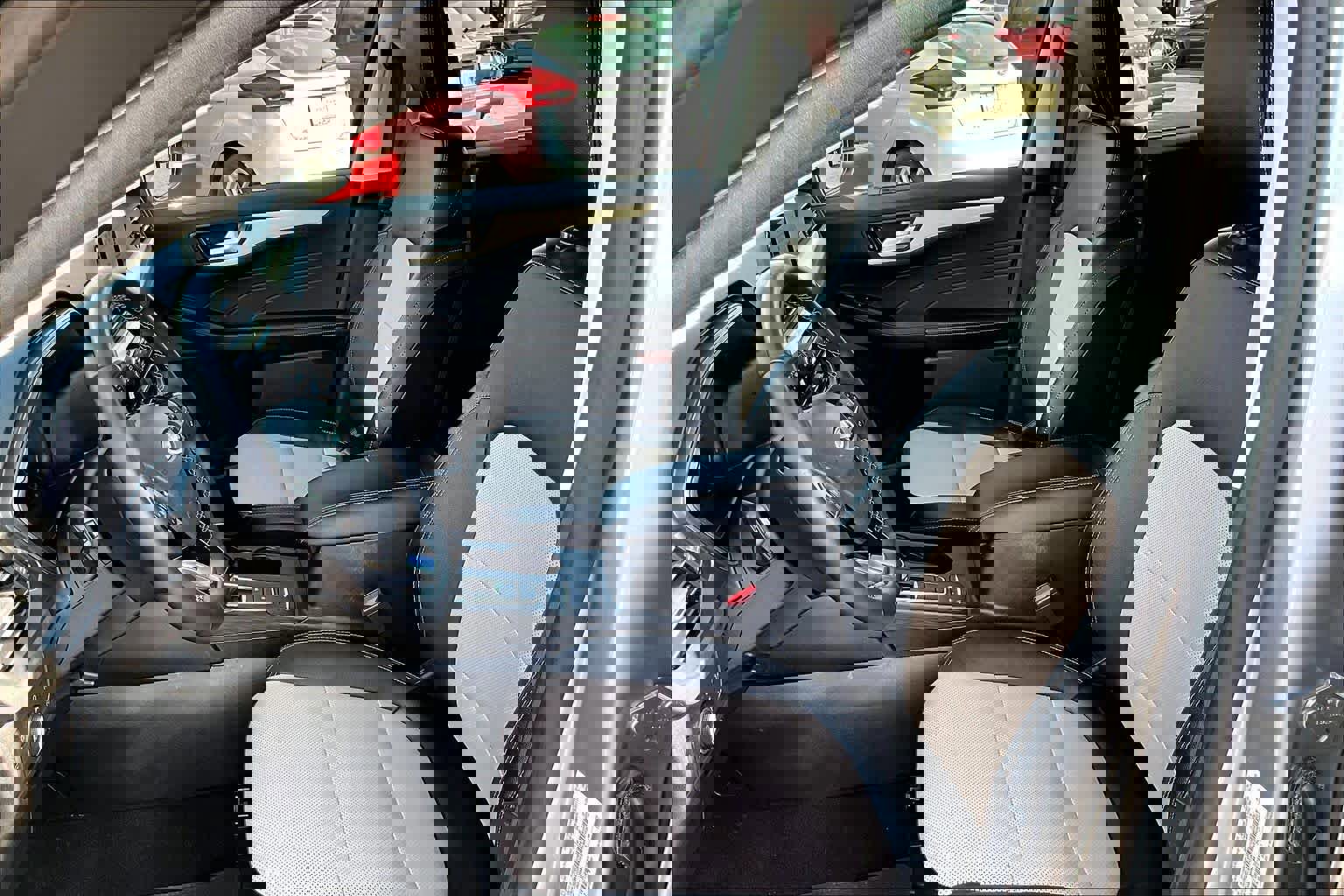 Certified 2022 Ford Escape Titanium w/ Titanium Elite Package image 12